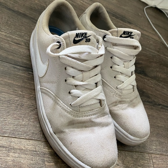 Nike SB Shoes - Picture 1 of 4